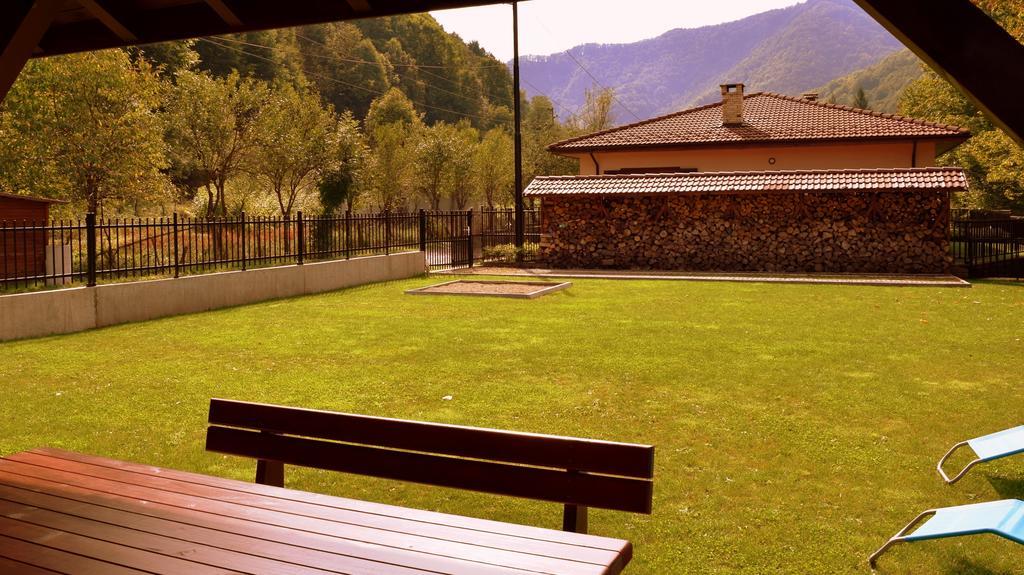 Boyana Vacation Houses Cherni Vit Esterno foto